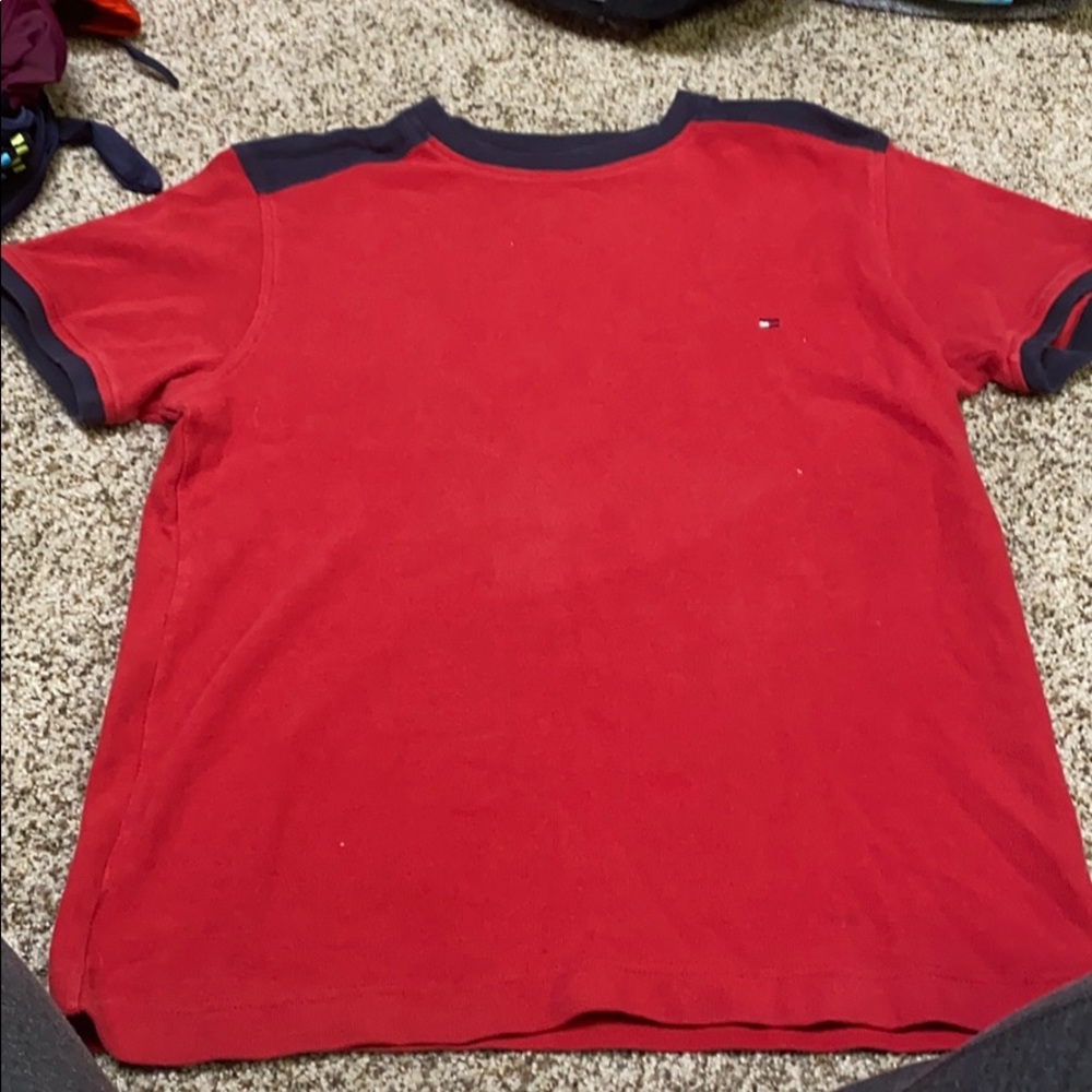 SMALL RED TOMMY TEE SHIRT